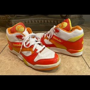 Vintage 1989 Orange Reebok Court Victory pump Sz 9